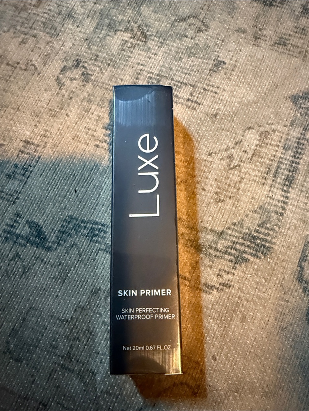 Luxe Skin Primer – Black Satin Finish Eye Primer